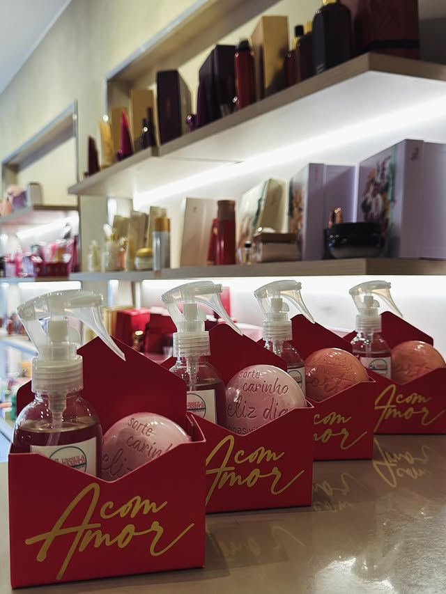 Vitrine da loja Úrsula Campos Perfumaria
